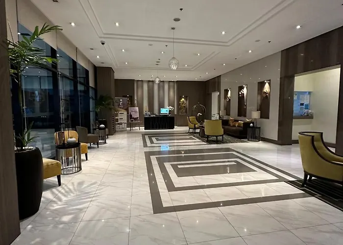 Aparthotel Perfect Summer Stay! Free Pool Near Airport Manilla